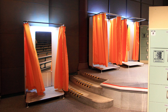 ハロウィーン仮装用のロッカー