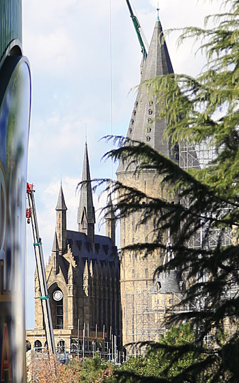 建築中のホグワーツ