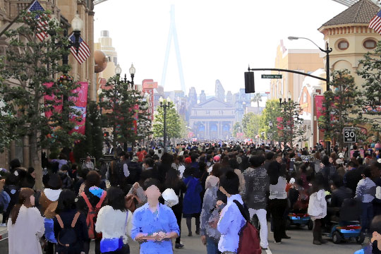 三連休明けの平日の待ち時間