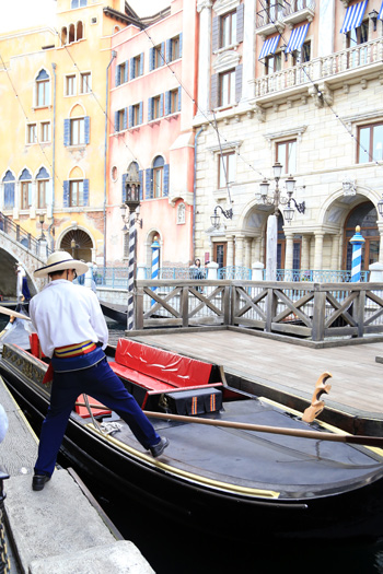 ヴェネツィアン・ゴンドラ