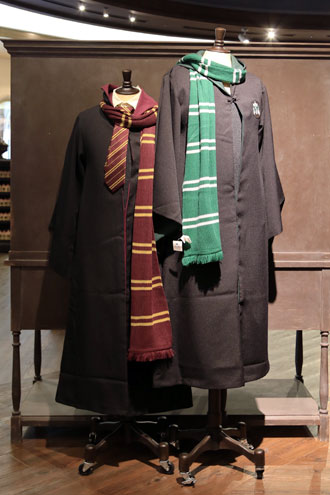 ホグワーツ魔法魔術学校の制服