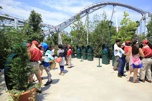 ハリー・ポッターエリアに入るには有料確約券or無料入場整理券が必要