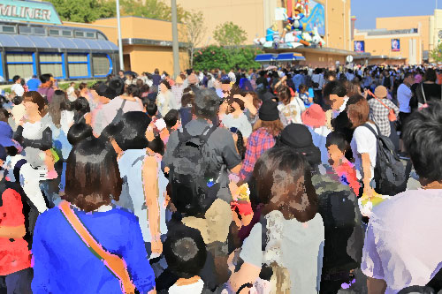 運動会の代休の混雑