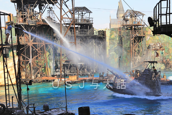 ウォーターワールドのキャストたち