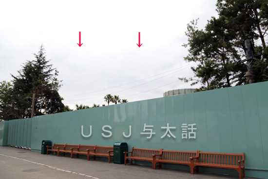 アミティビレッジの植え込みの手入れ