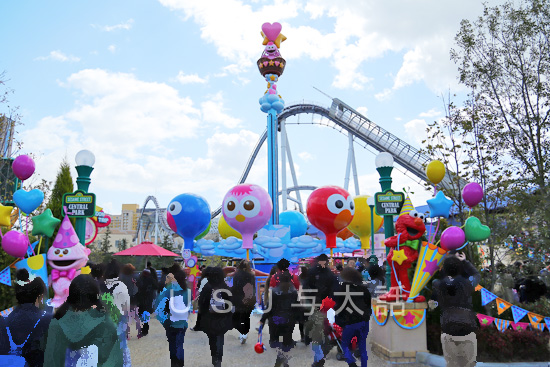 NEWユニバーサル・ワンダーランドNEWユニバーサル・ワンダーランド