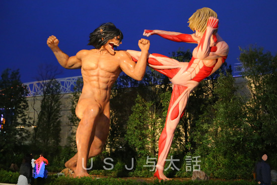 進撃の巨人・ザ・リアルのモニュメント