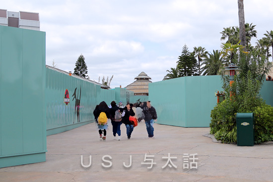 ジュラシックパークの工事状況