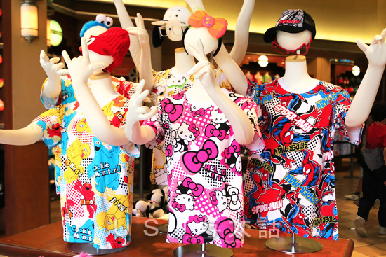 涼しげなＴシャツ