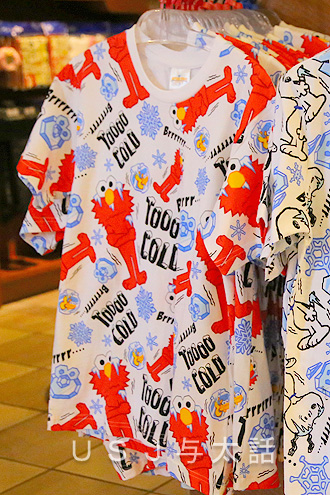 涼しげなＴシャツ