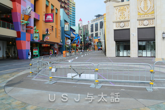 ついに壁が撤去