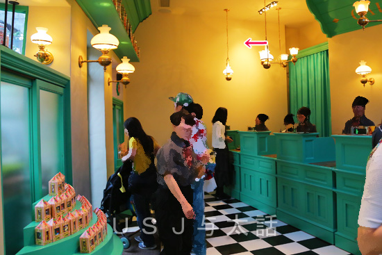 ハニーデュークスとゾンコの「いたずら専門店」