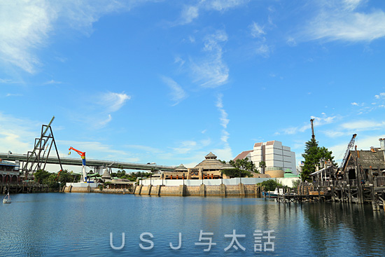 ジュラシックパークの新しいジェットコースター