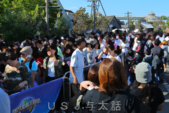 開園直後からハリー・ポッターエリアの入場整理券