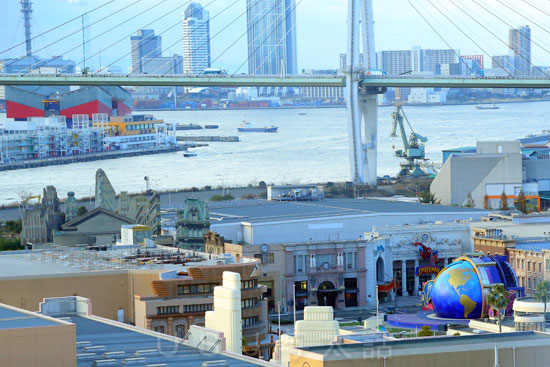 ザパークフロントホテル アット ユニバーサル・スタジオ・ジャパンからのUSJサイドの景観