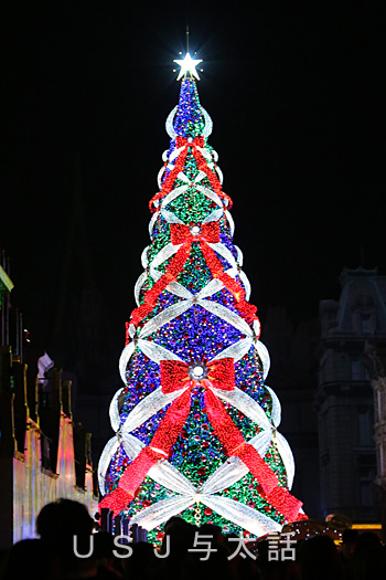 USJのクリスマスツリー