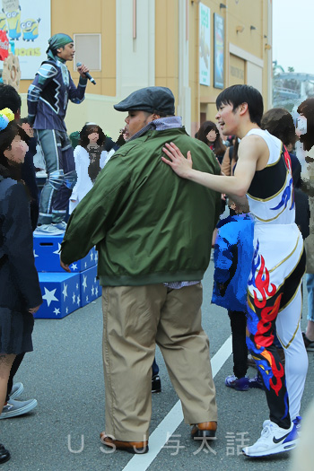 ターン・アップ・ザ・ストリート