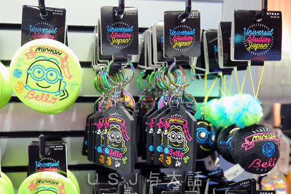 ストラップ・キーチェーン・缶バッジ