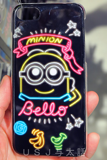 ミニオンのiPhone7カバー