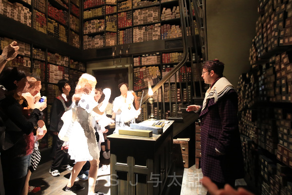 オリバンダーの店で行われるショー