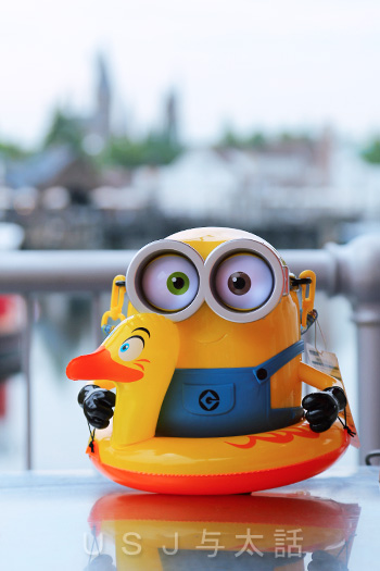 ～うきわでルンルン♪ボブ・ポップコーンバケツ～